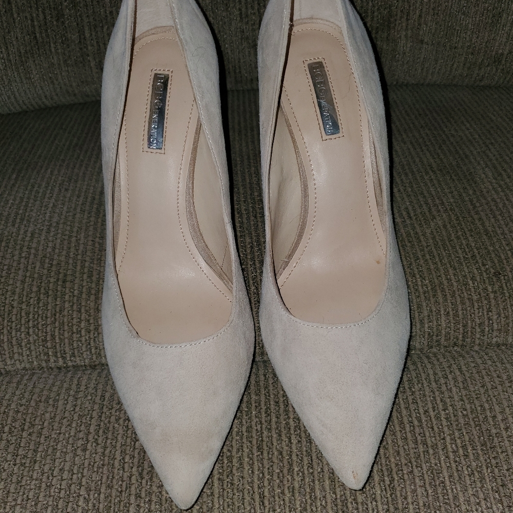 Women's BCBGeneration Beige Suede Stiletto's sz 10